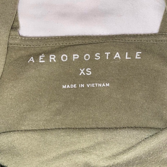 green cropped tank - Picture 2 of 2